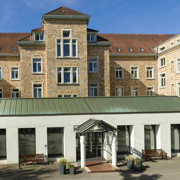 Bildungshaus St. Bernhard: Hausansicht