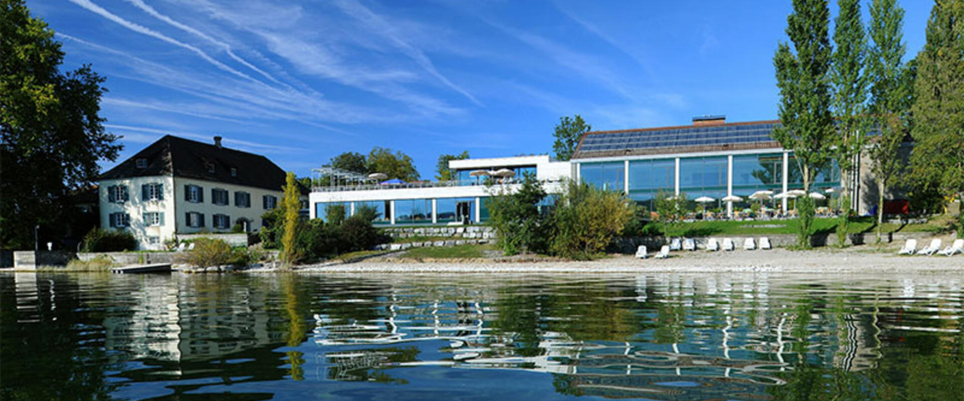 Haus Insel Reichenau: Seeseite mit Blick zum Haus