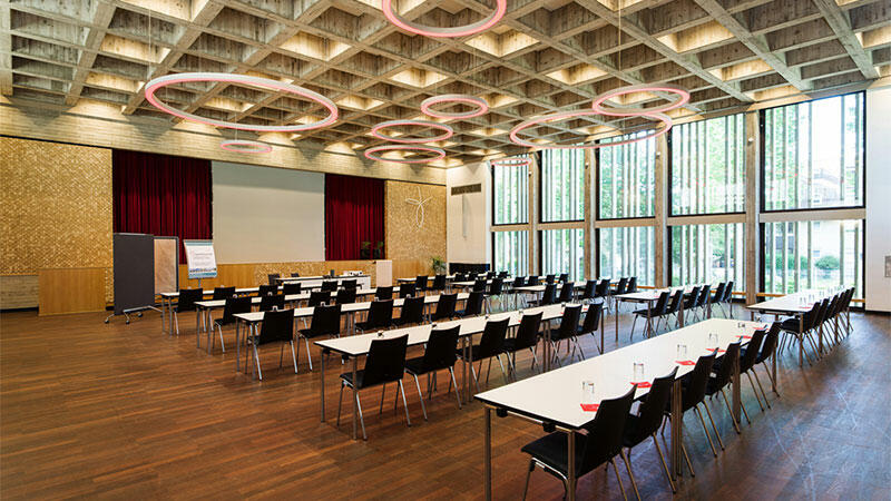Tagungsraum Aula im Bildungshaus St. Bernhard
