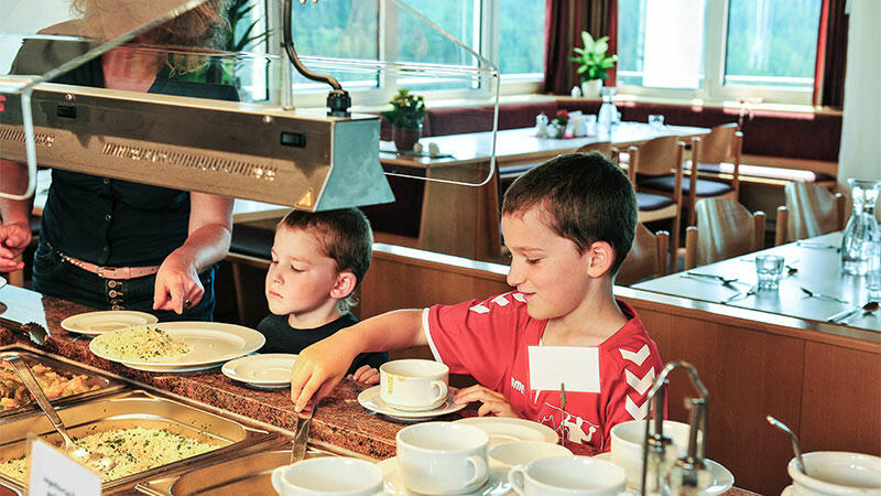Mittagsbuffet im Haus Feldberg-Falkau